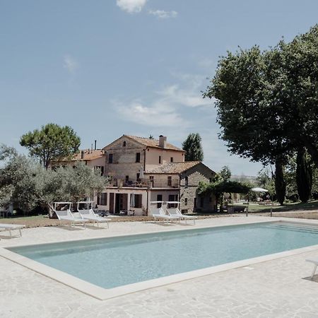 Agriturismo Qui Voglio Monte Roberto Eksteriør bilde