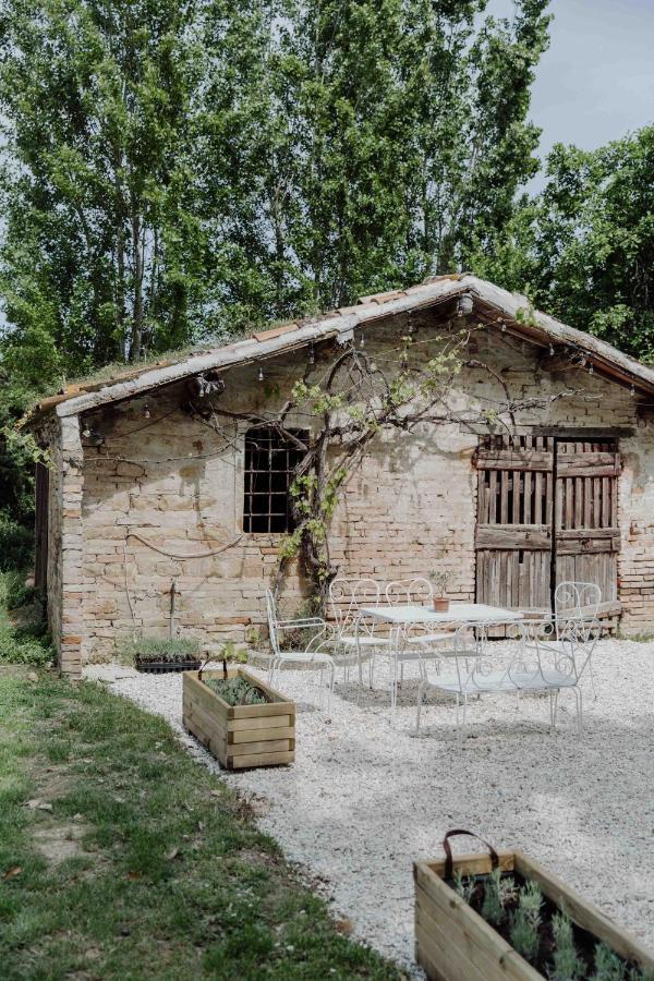 Agriturismo Qui Voglio Monte Roberto Eksteriør bilde